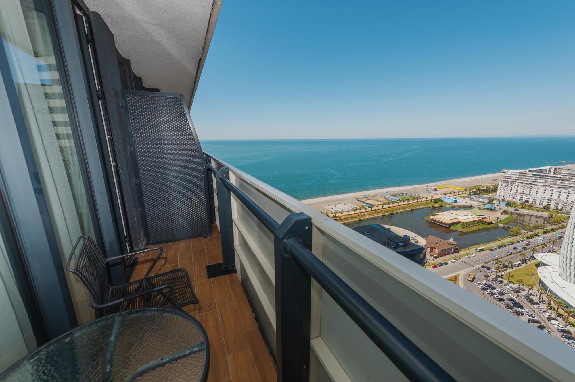 Black Sea Luxury Towers Otel Batum Dış mekan fotoğraf
